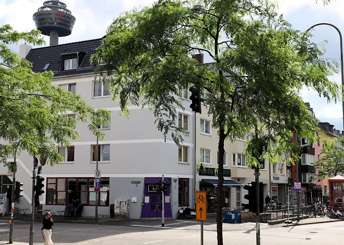 Weltempfaenger Backpacker Hostel Cologne